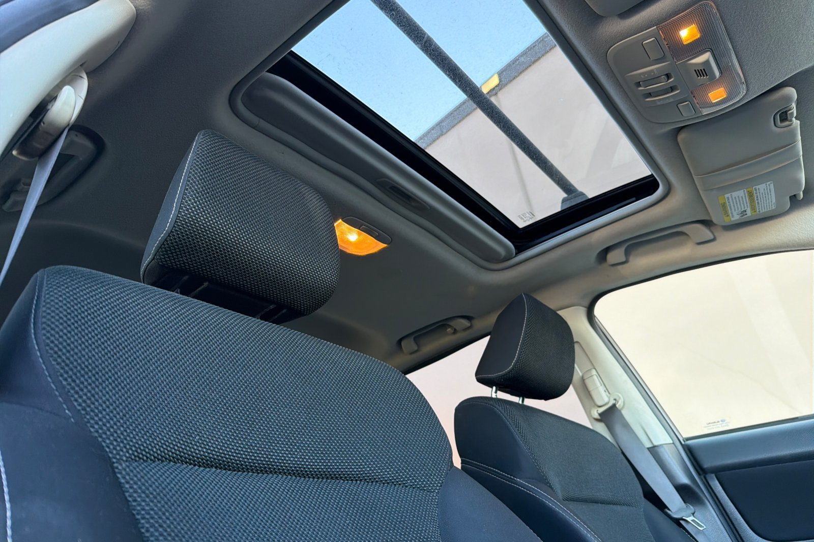 Used 2014 Subaru Crosstrek 2.0i Premium w/ Moonroof Package AWD/4WD image 19