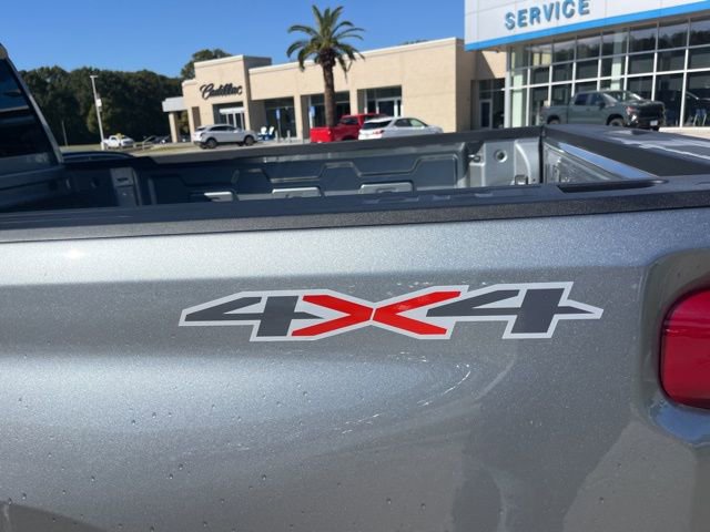 Used 2026 Chevrolet Silverado 2500 Custom w/ Custom Value Package image 5