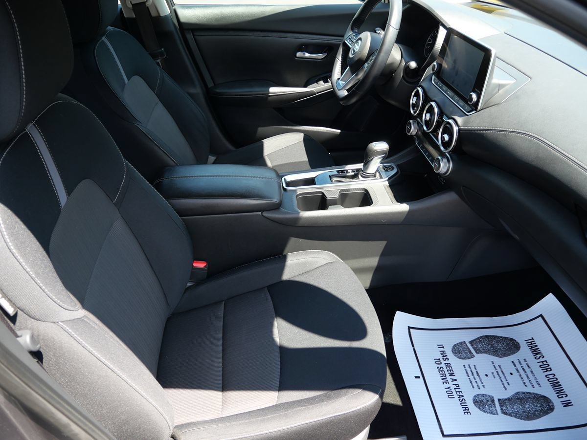 Used 2020 Nissan Sentra SV FWD image 18