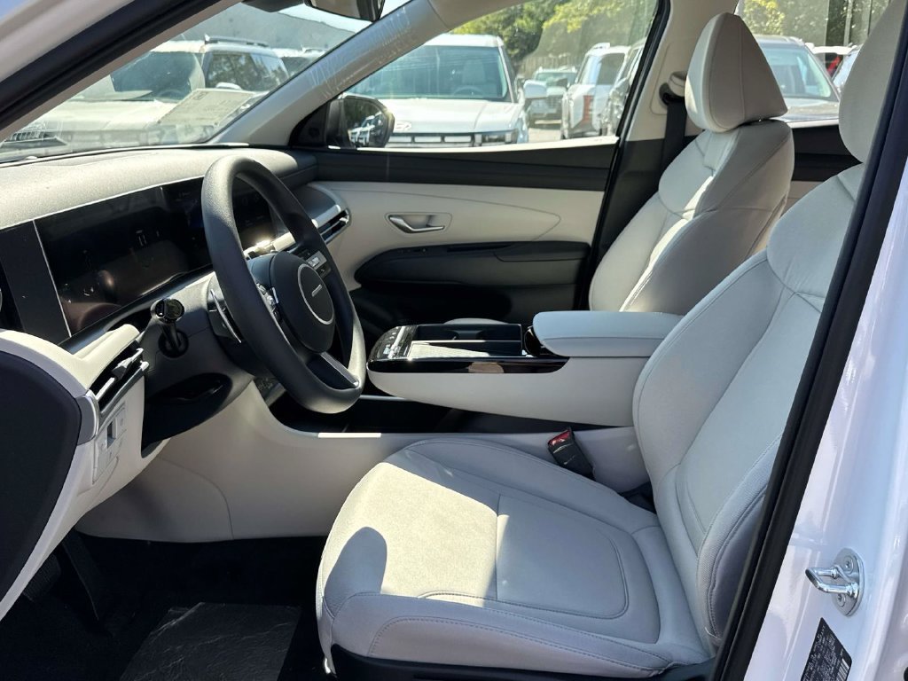 New 2026 Hyundai Tucson Blue SE FWD image 14