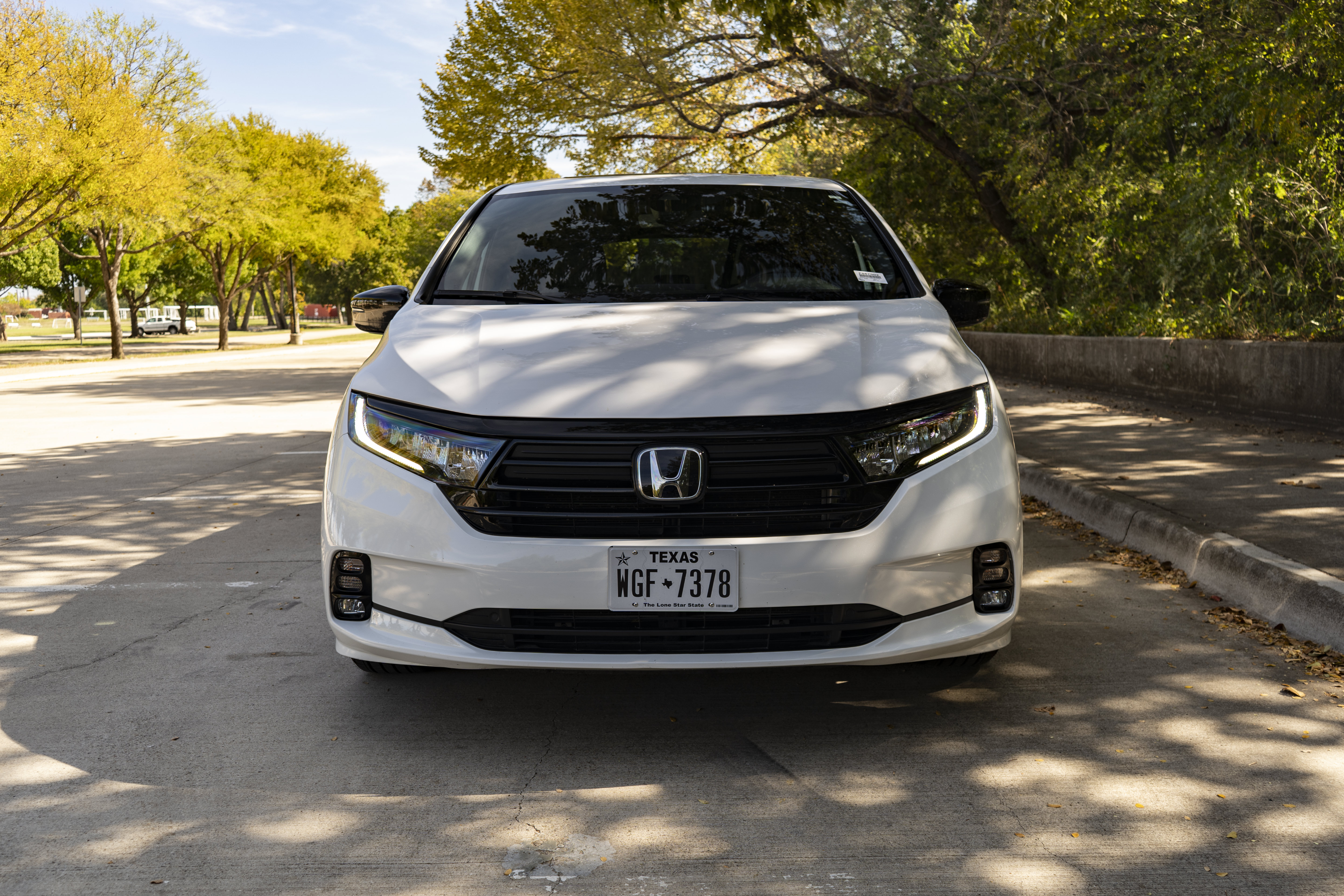 Used 2024 Honda Odyssey Sport image 3