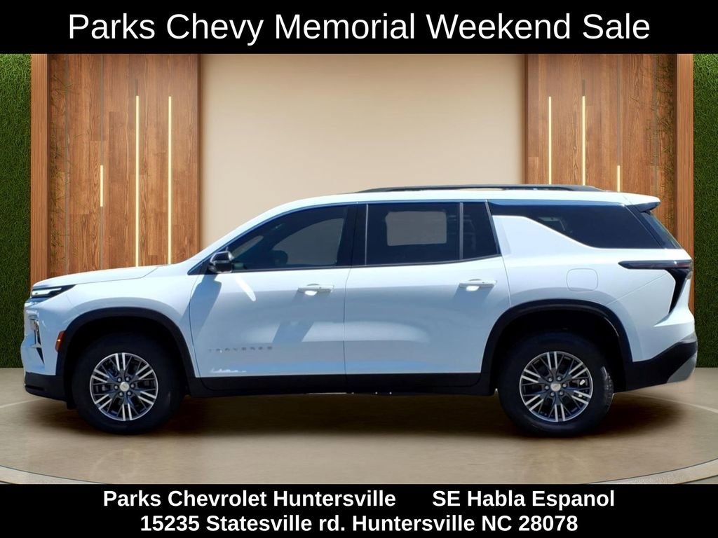 New 2026 Chevrolet Traverse LT w/ Driver Confidence Package FWD image 30