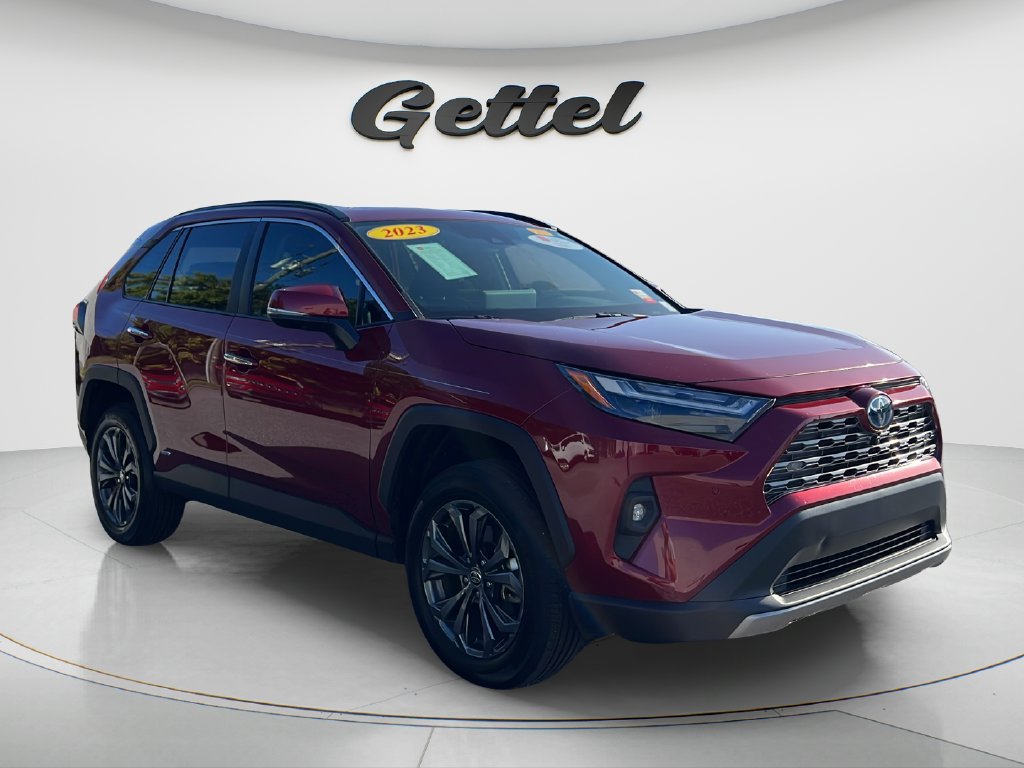 Used 2023 Toyota RAV4 Limited AWD/4WD image 3