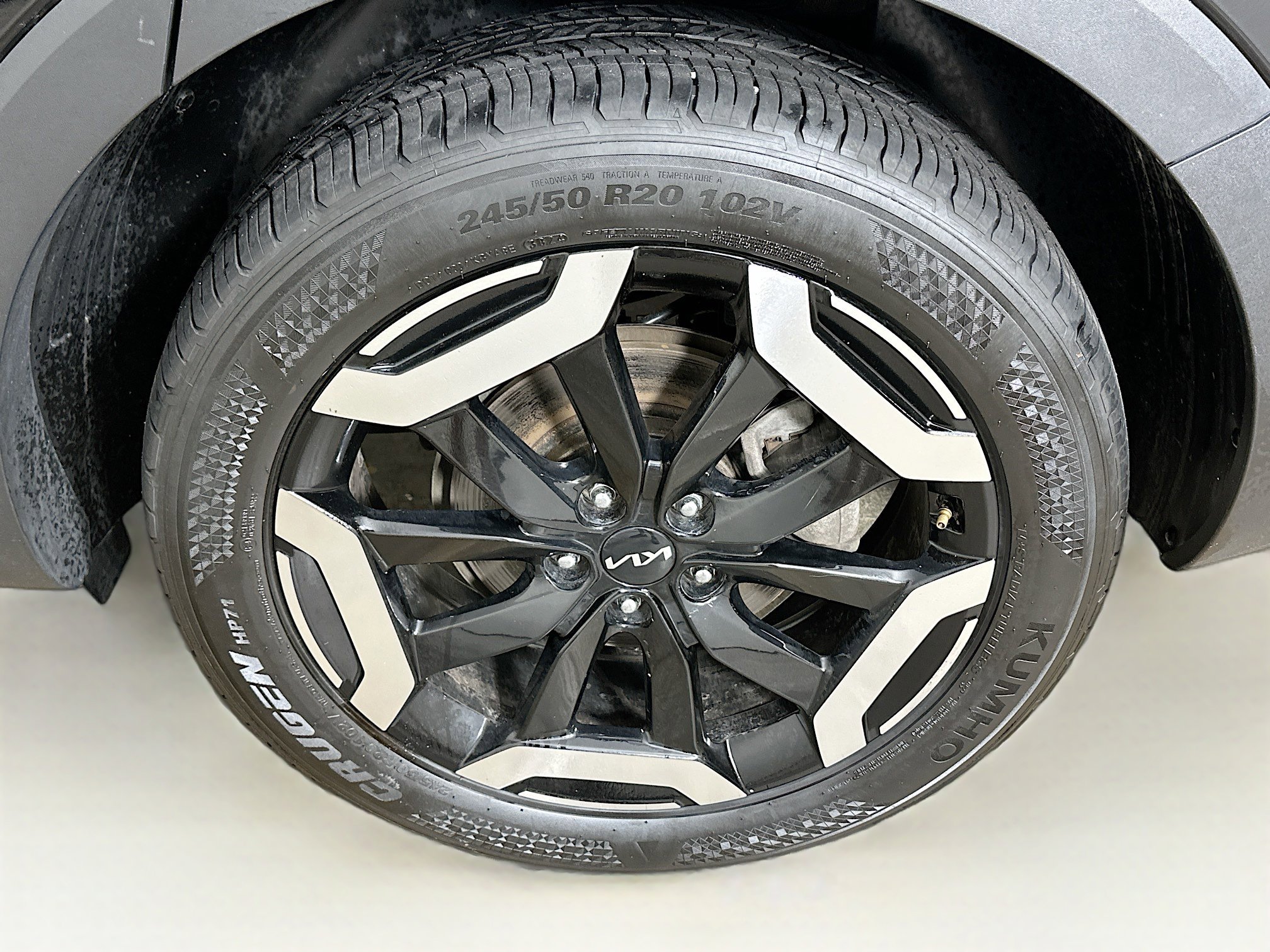 Used 2025 Kia Telluride S image 11