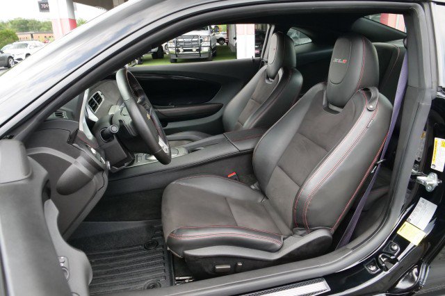 Used 2013 Chevrolet Camaro ZL1 RWD image 3