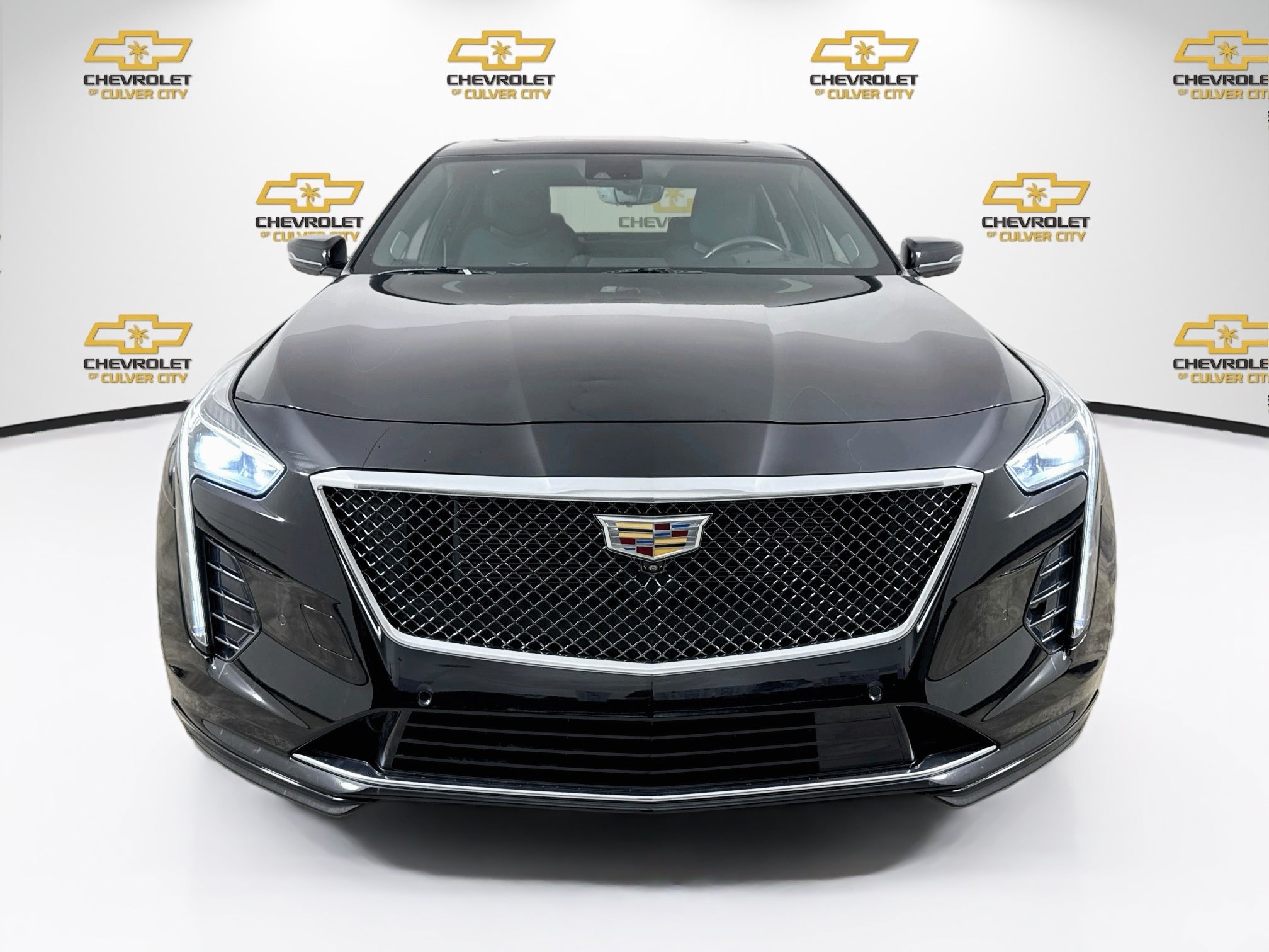 Used 2020 Cadillac CT6 V w/ LPO, Premium Carpet Package AWD/4WD image 2