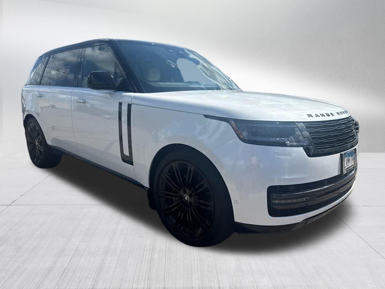 Certified 2025 Land Rover Range Rover Long Wheelbase SE AWD/4WD image 6