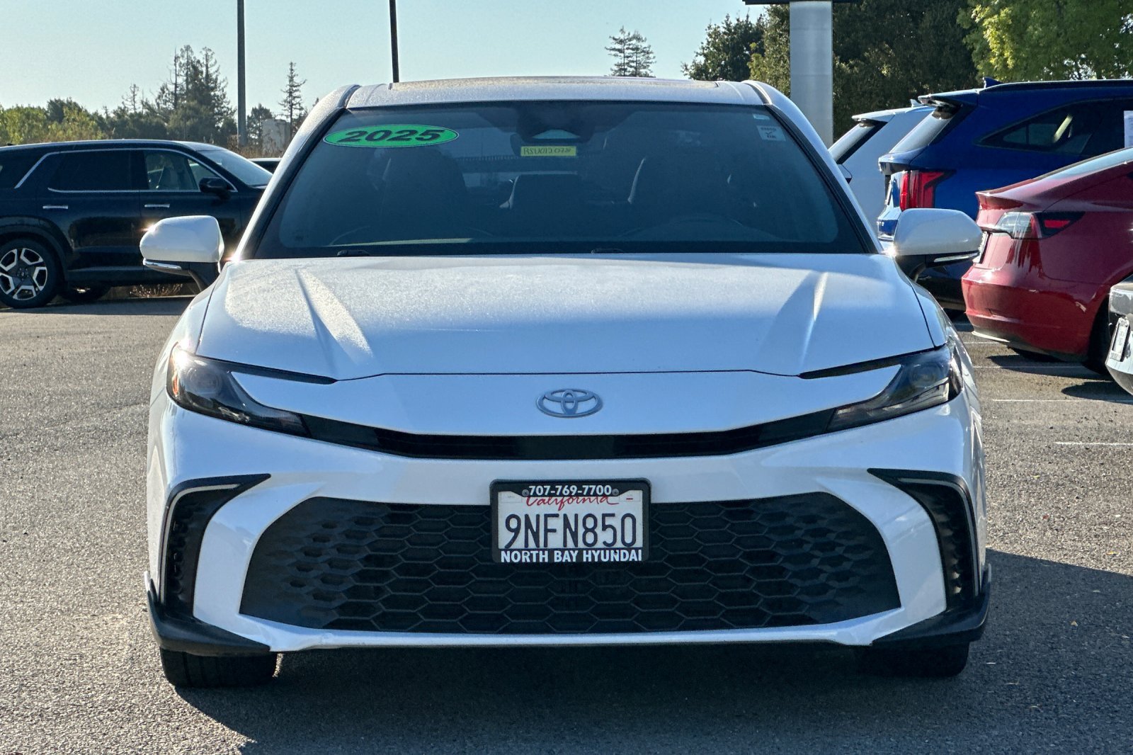 Used 2025 Toyota Camry SE w/ Multimedia Upgrade Package FWD image 9
