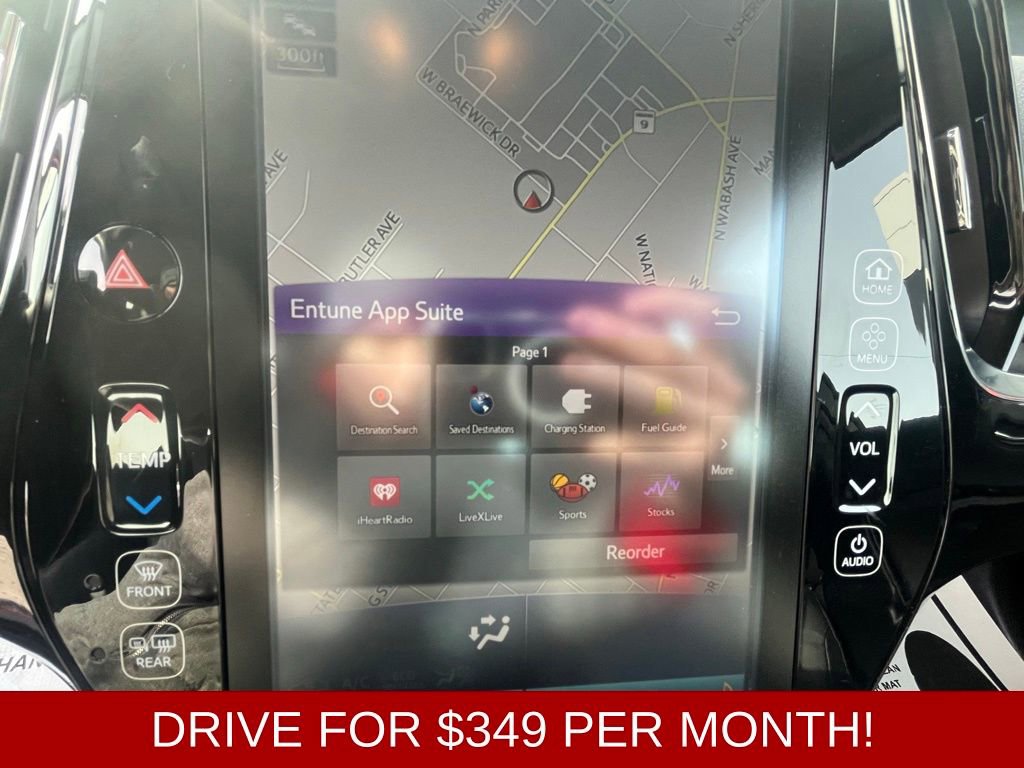 Used 2017 Toyota Prius Prime Advanced image 31