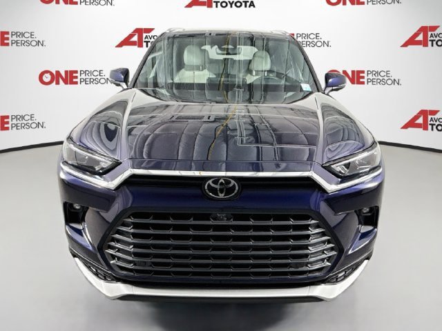 Certified 2025 Toyota Grand Highlander AWD Hybrid image 3
