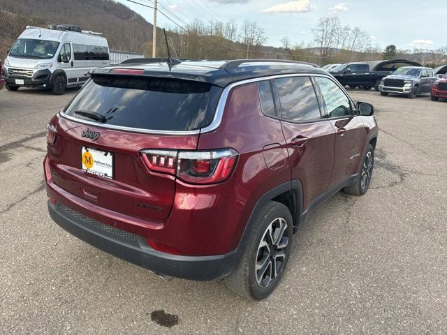 Certified 2022 Jeep Compass Limited AWD/4WD image 8