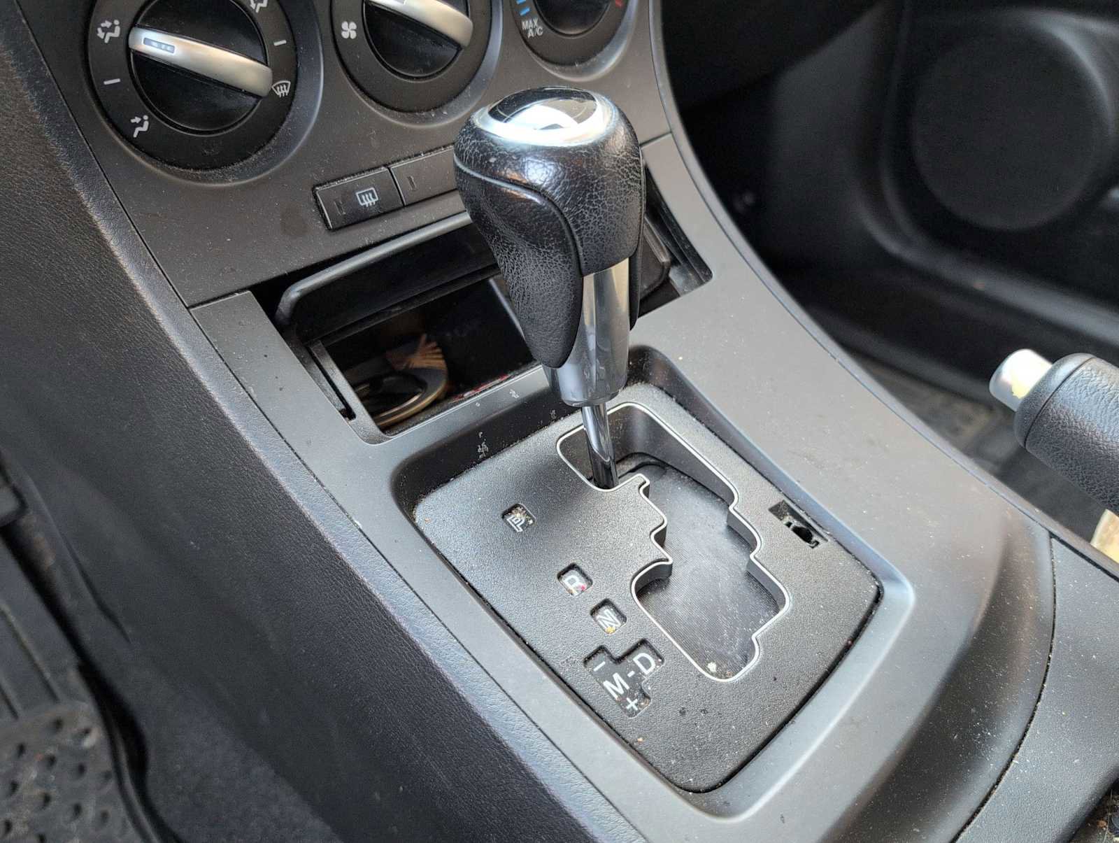 Used 2012 MAZDA MAZDA3 i Touring image 27