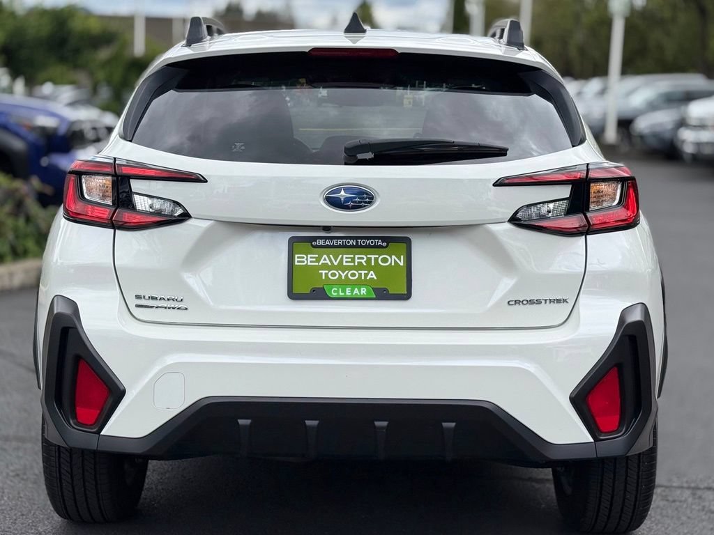 Used 2024 Subaru Crosstrek 2.0i Premium AWD/4WD image 4