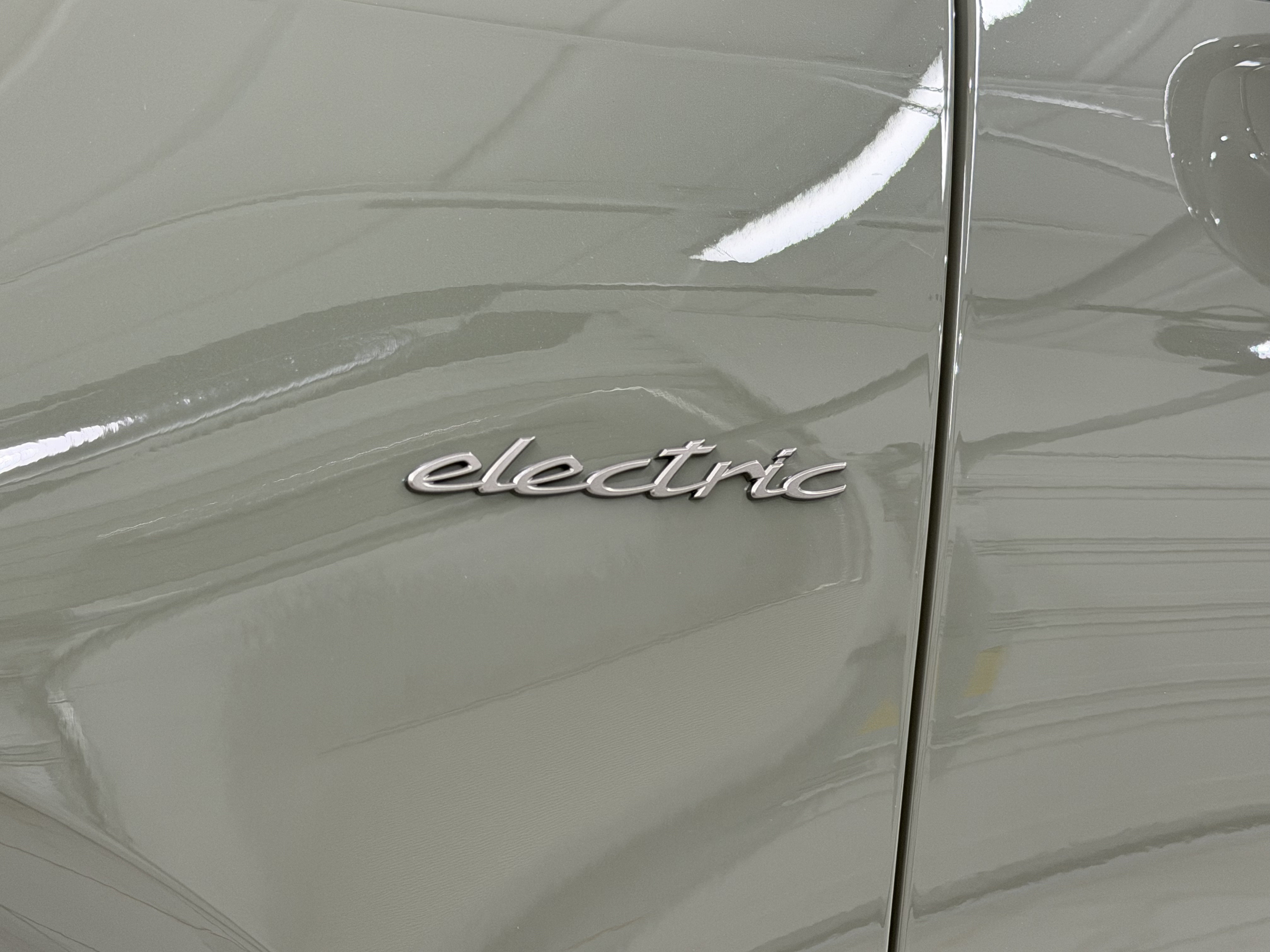 New 2026 Porsche Cayenne Turbo Electric AWD/4WD image 76