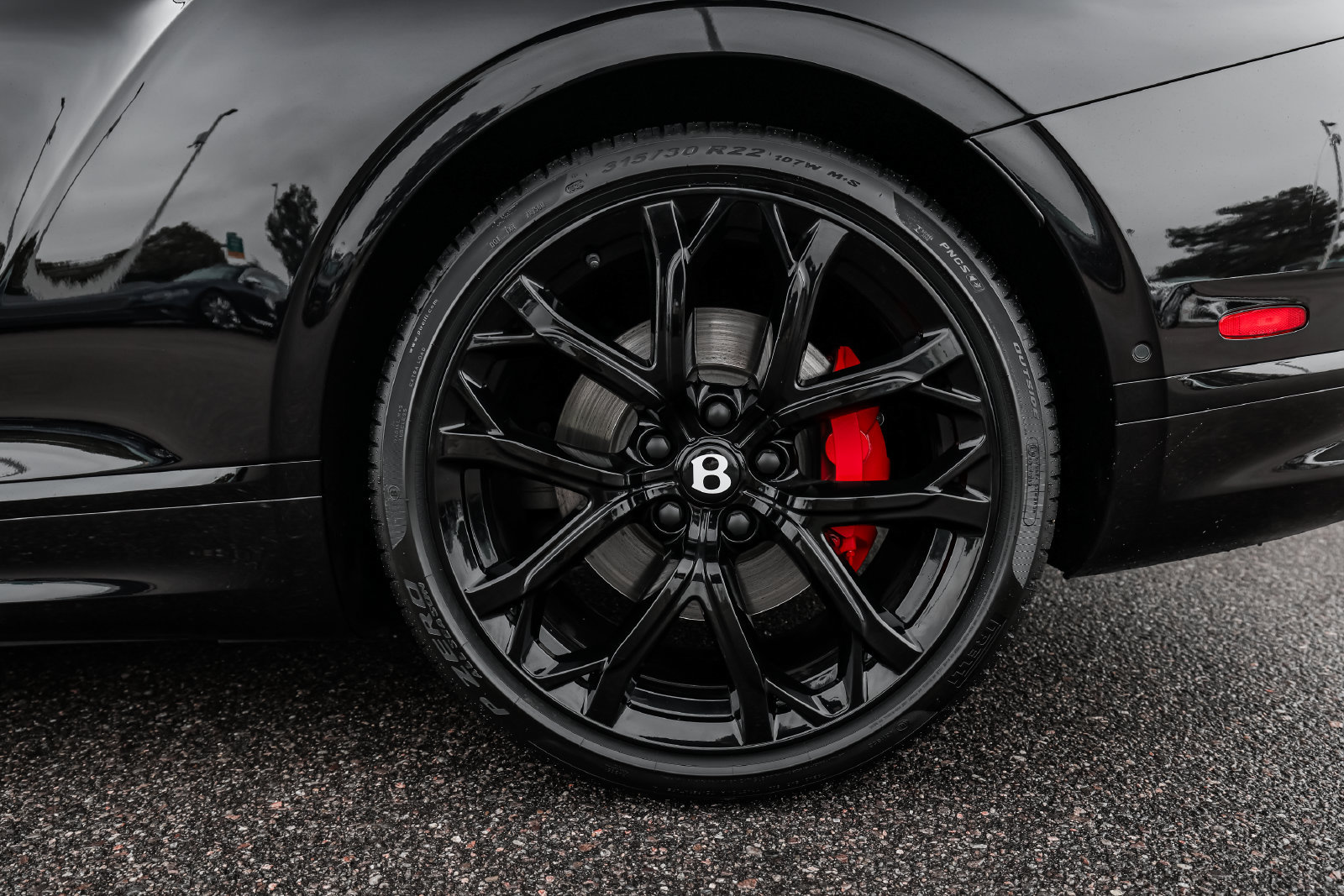 Certified 2023 Bentley Continental GT V8 AWD/4WD image 7