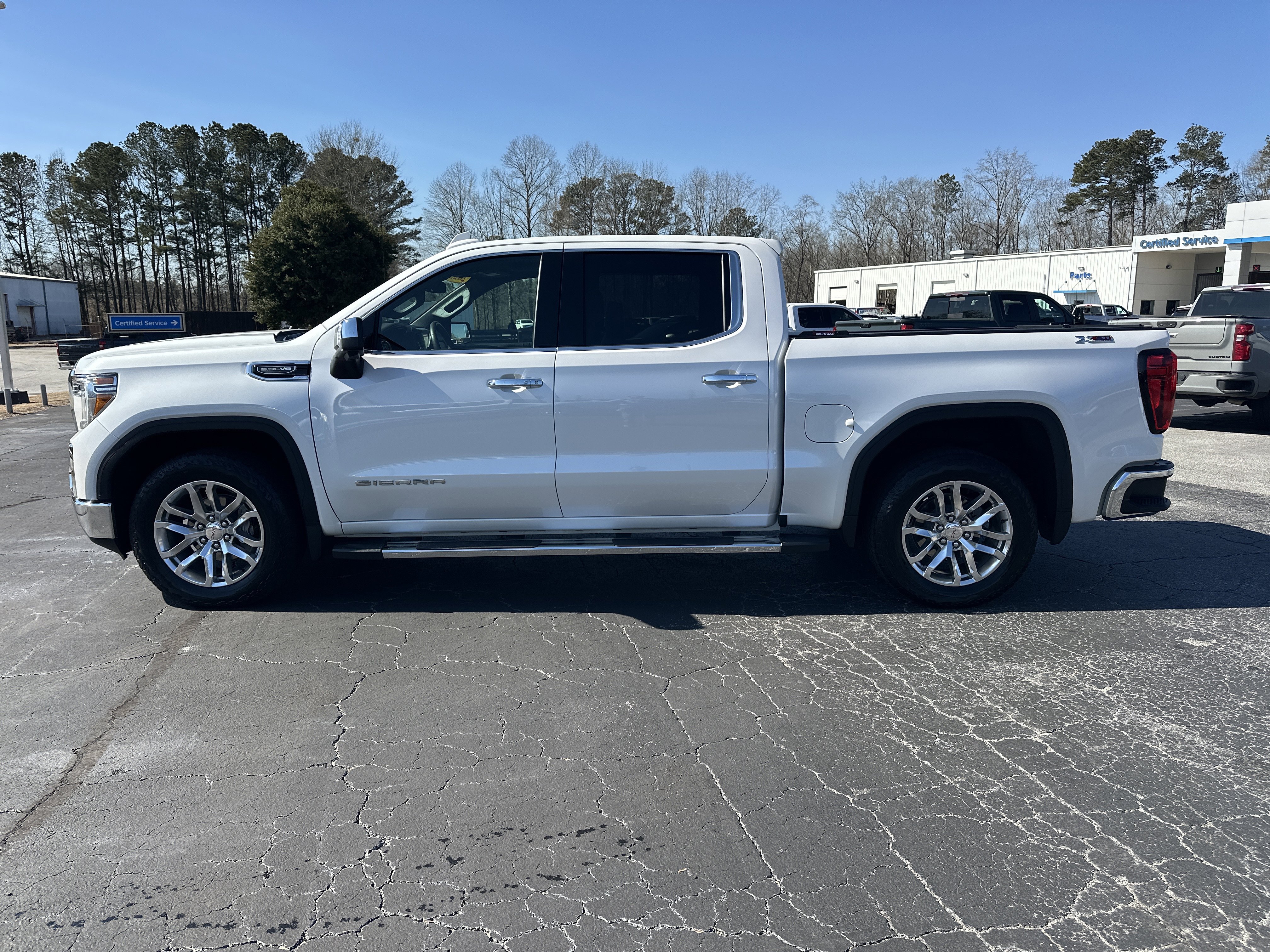 Used 2022 GMC Sierra 1500 SLT w/ SLT Premium Plus Package image 5