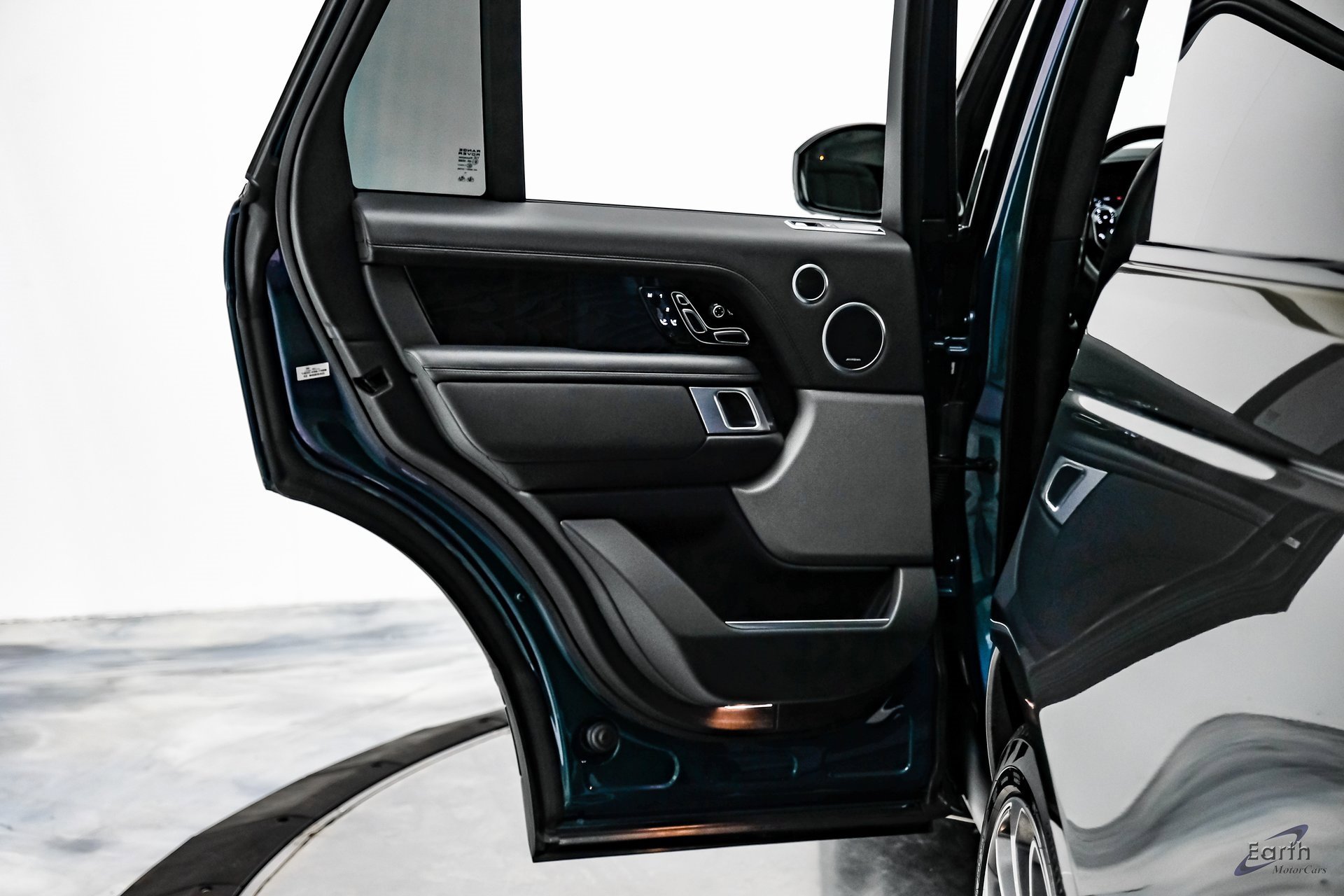 Used 2020 Land Rover Range Rover Autobiography image 78