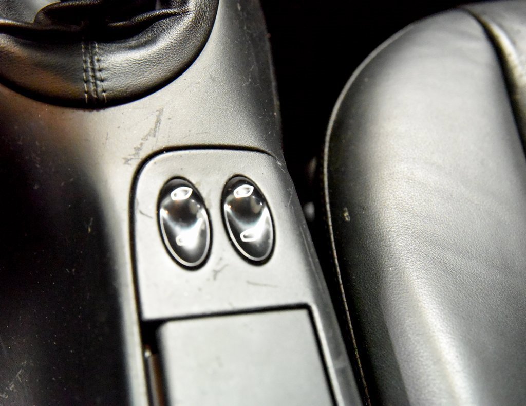 Used 2000 Porsche Boxster image 22