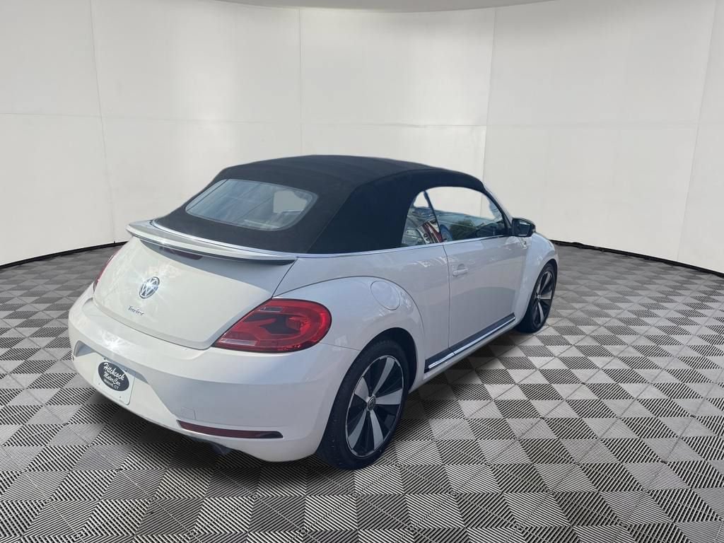 Used 2014 Volkswagen Beetle R-Line FWD image 5