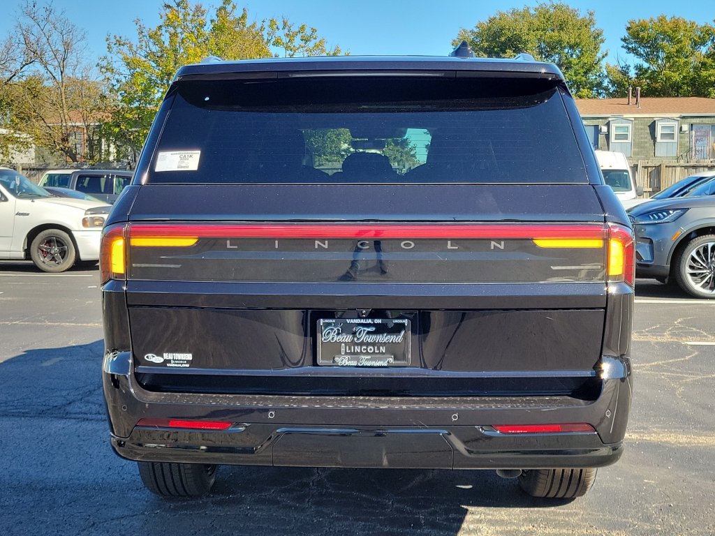 New 2027 Lincoln Navigator L Black Label AWD/4WD image 5