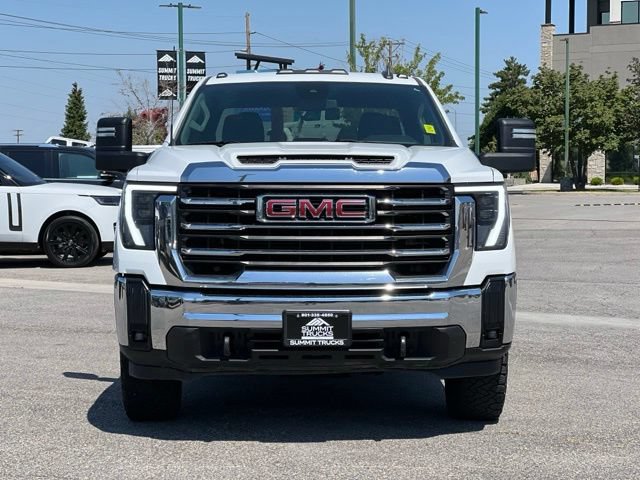 Used 2024 GMC Sierra 3500 SLE w/ SLE Convenience Package AWD/4WD image 2