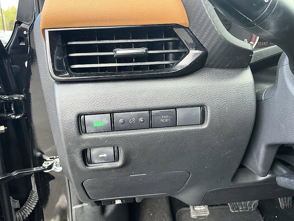 Certified 2023 Nissan Sentra SV w/ SV Premium Package image 13