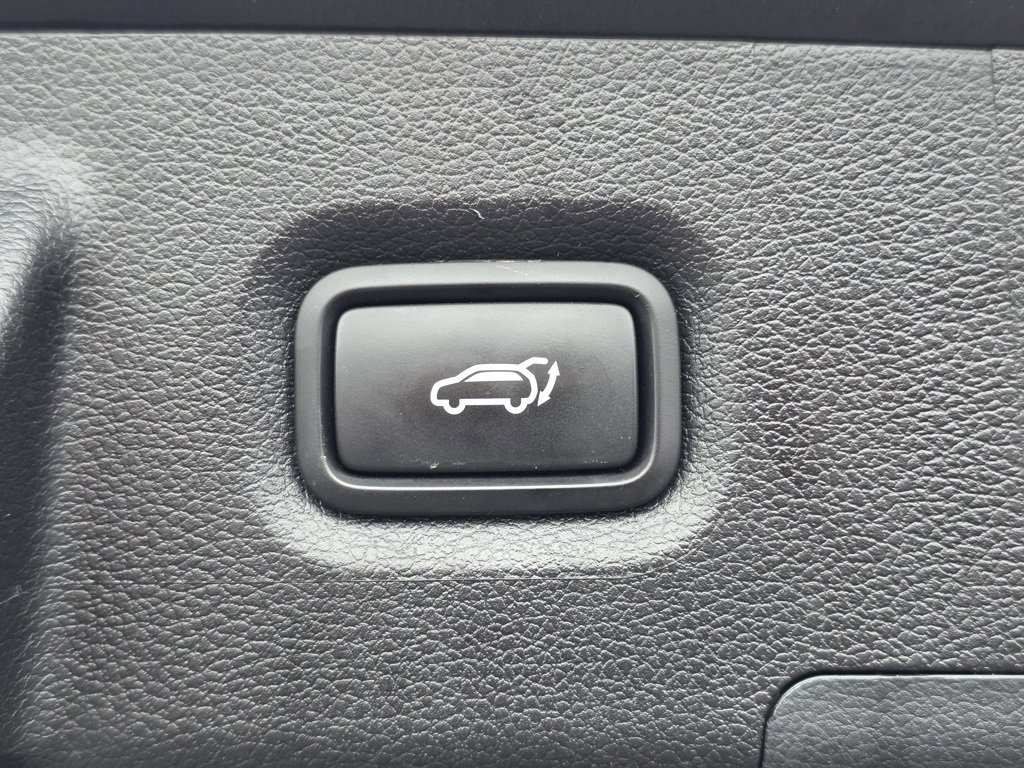 Used 2023 Hyundai Santa Fe SEL image 15