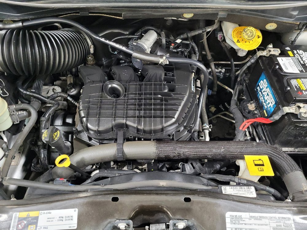 Used 2019 Dodge Grand Caravan GT w/ Safety Sphere Group FWD image 30