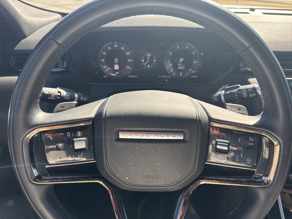 Used 2025 Land Rover Range Rover Velar Dynamic SE image 10