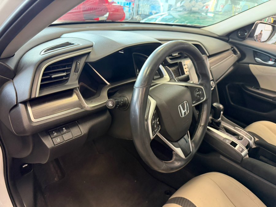 Used 2020 Honda Civic EX image 19