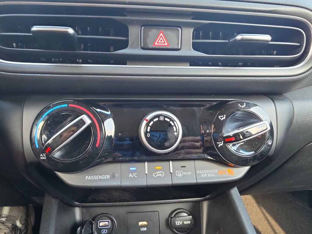 Certified 2023 Hyundai Kona SEL FWD image 22