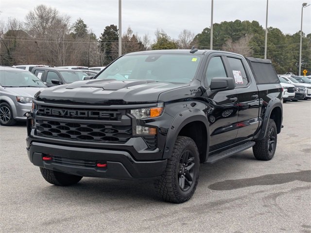 Used 2024 Chevrolet Silverado 1500 Custom Trail Boss w/ LPO, Dark Essentials Package image 5