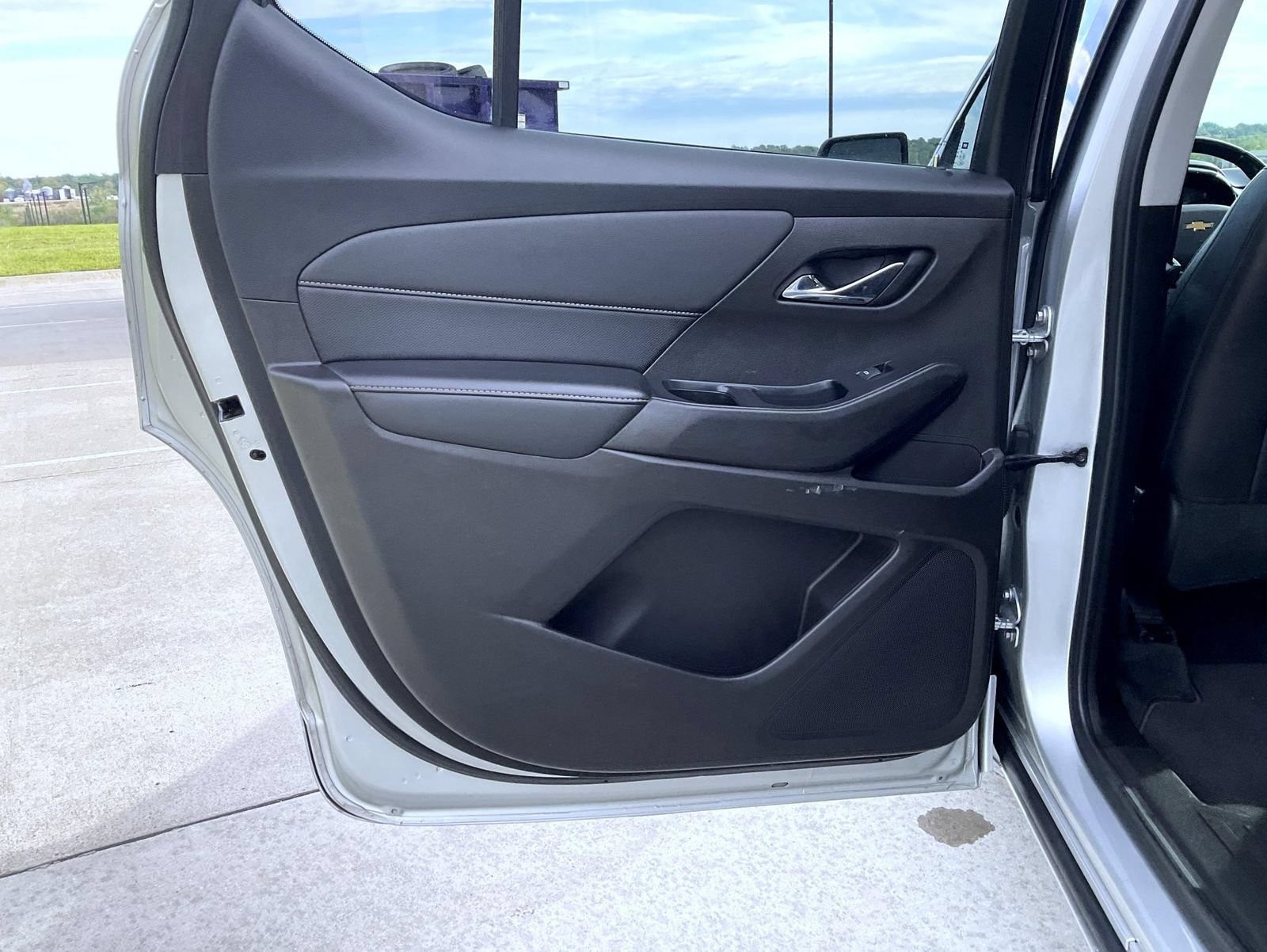 Used 2021 Chevrolet Traverse Premier AWD/4WD image 18