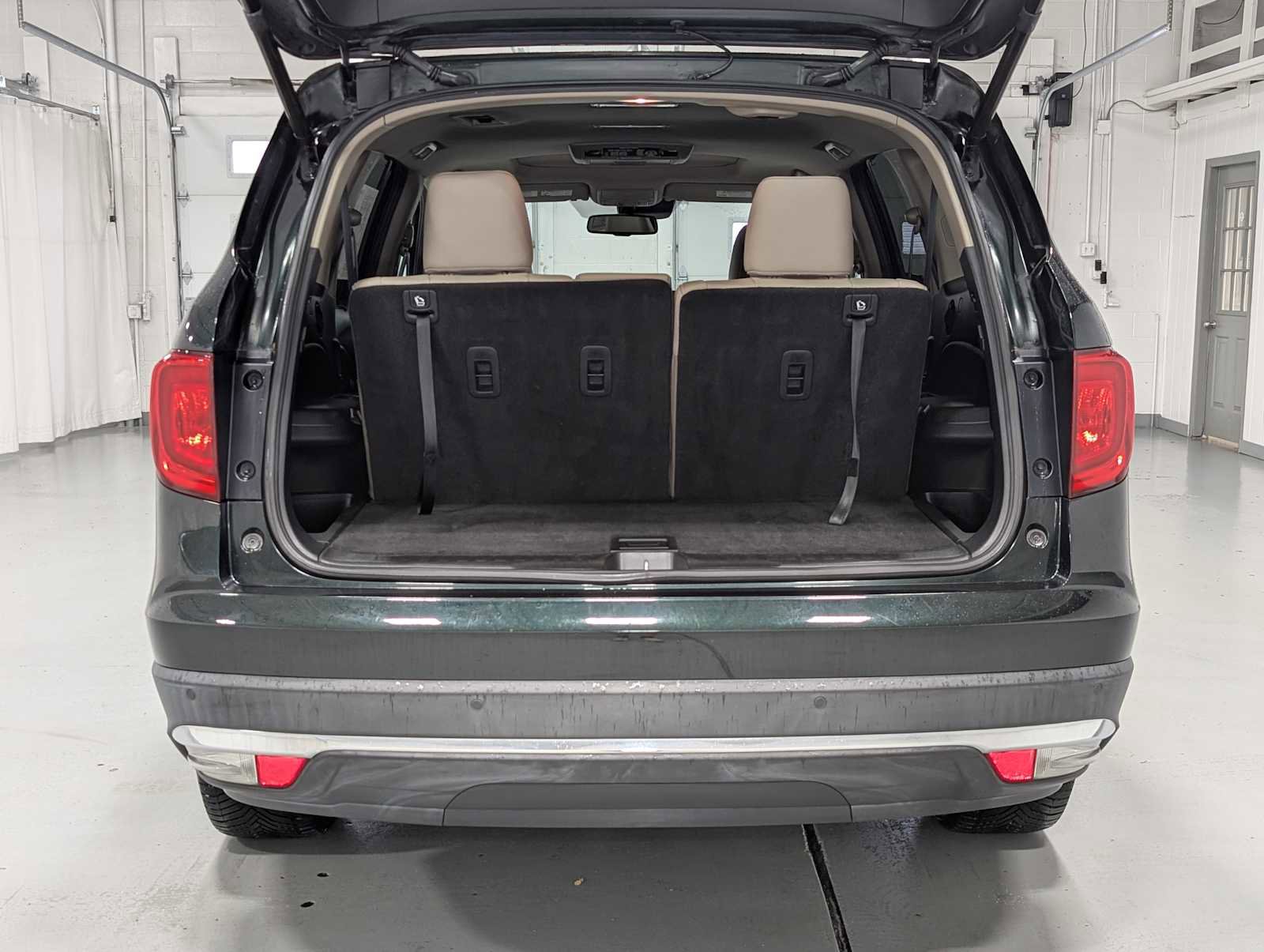 Used 2016 Honda Pilot Touring image 43