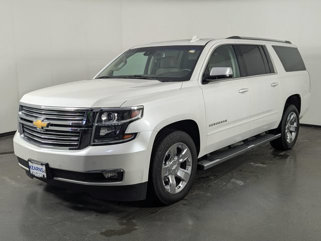 Used 2017 Chevrolet Suburban Premier AWD/4WD image 4