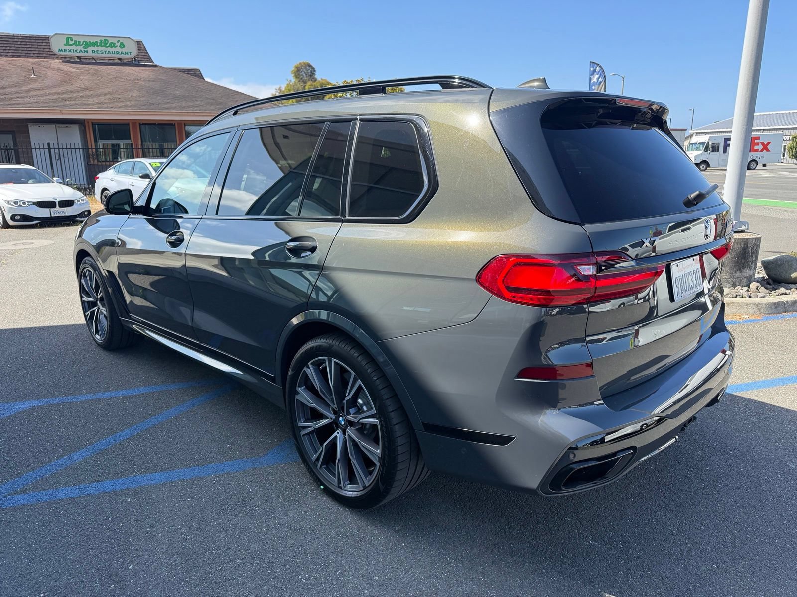 Used 2022 BMW X7 M50i AWD/4WD image 6