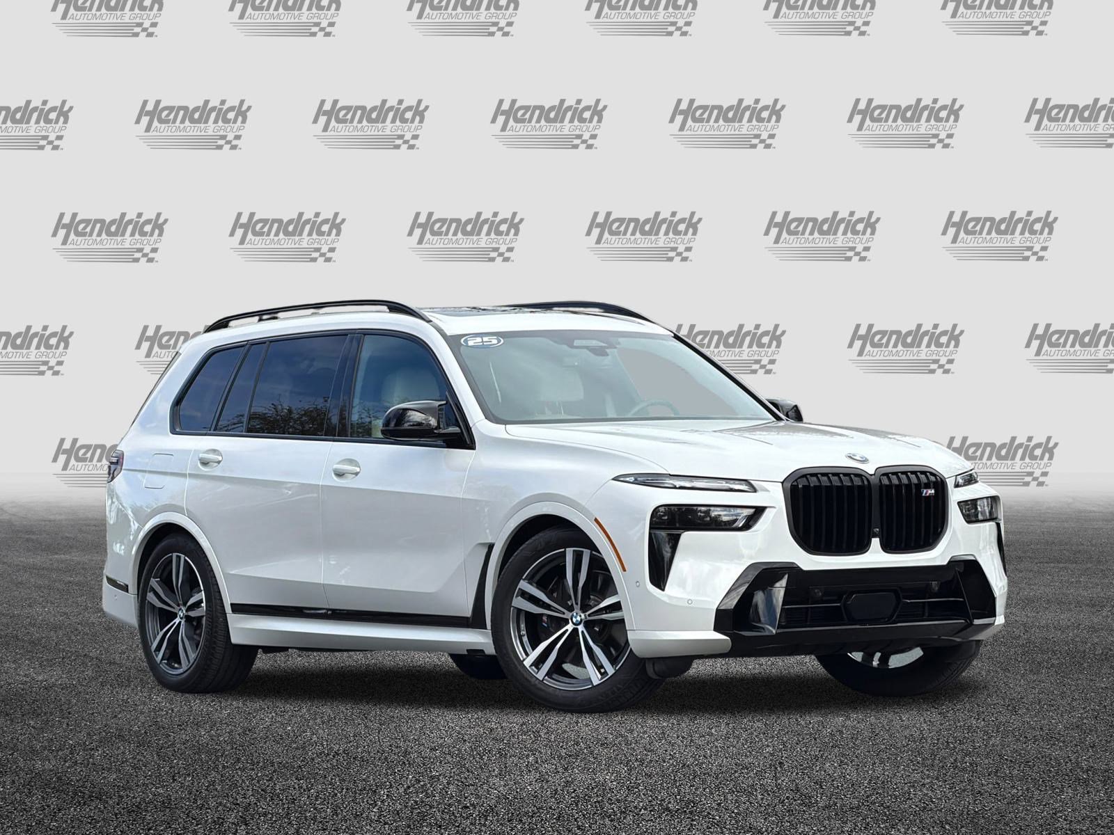 Used 2025 BMW X7 M60i image 2