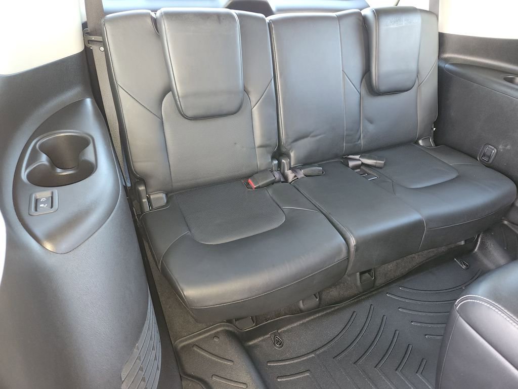 Used 2020 Nissan Armada Platinum w/ Captain's Chairs Package image 14