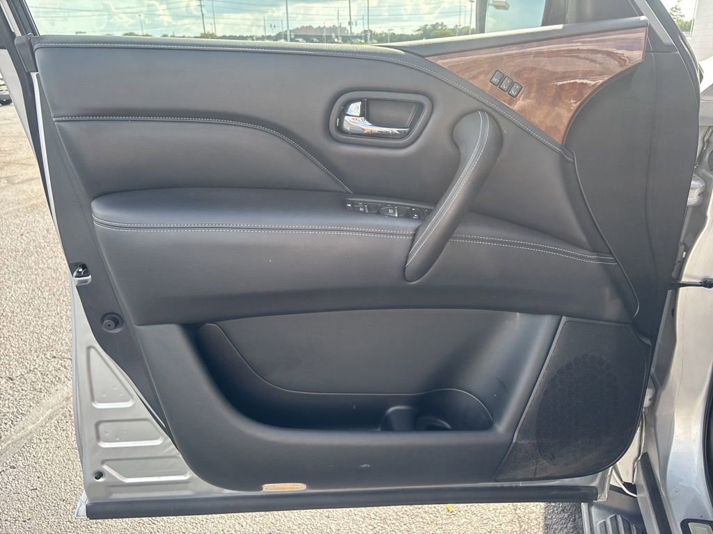 Used 2018 INFINITI QX80 2WD w/ Driver Assistance Package image 6
