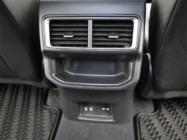 Certified 2024 Volkswagen Atlas Cross Sport SE image 25