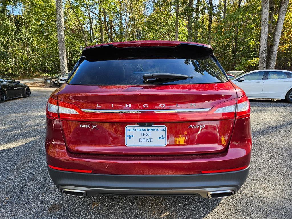 Used 2016 Lincoln MKX Reserve w/ Technology Package AWD/4WD image 13