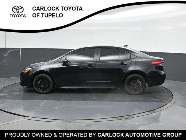 Used 2025 Toyota Corolla LE FWD image 9