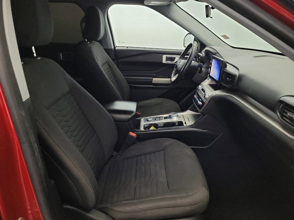 Used 2021 Ford Explorer XLT AWD/4WD image 21