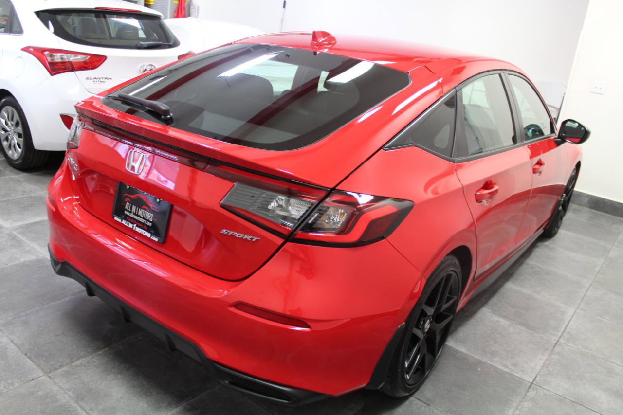 Used 2023 Honda Civic Sport image 6
