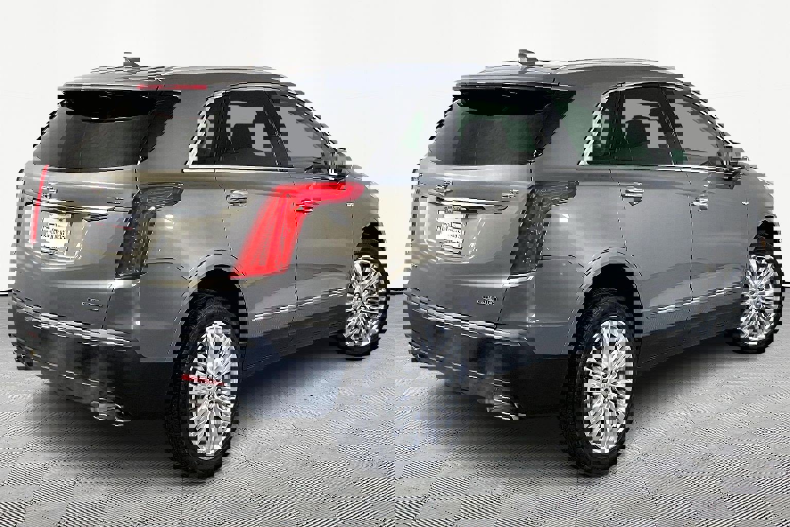 Used 2017 Cadillac XT5 Premium Luxury image 8