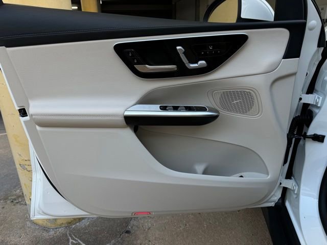 Certified 2025 Mercedes-Benz GLC 300 image 18