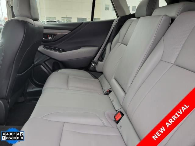 Used 2022 Subaru Outback Limited image 11