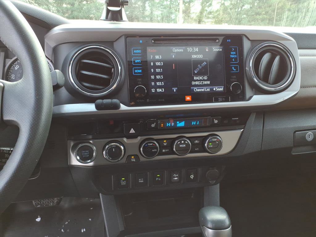 Used 2017 Toyota Tacoma Limited image 21