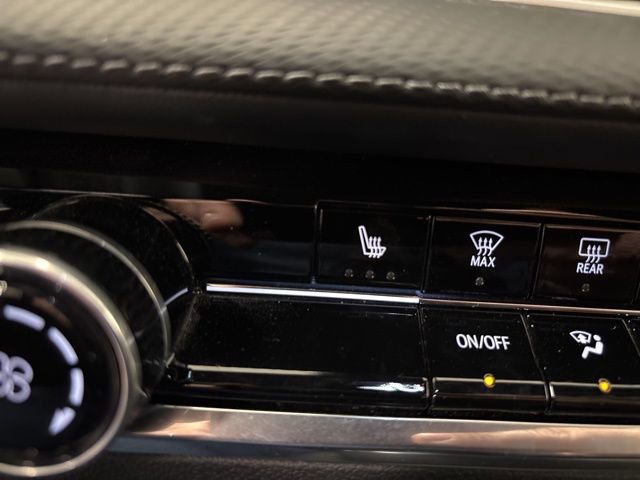 Used 2025 Chevrolet Equinox LT w/ Safety and Technology Package image 23