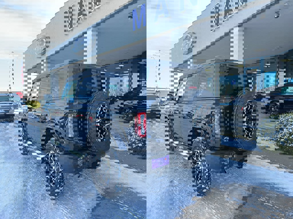 New 2025 Ford Bronco Outer Banks image 6